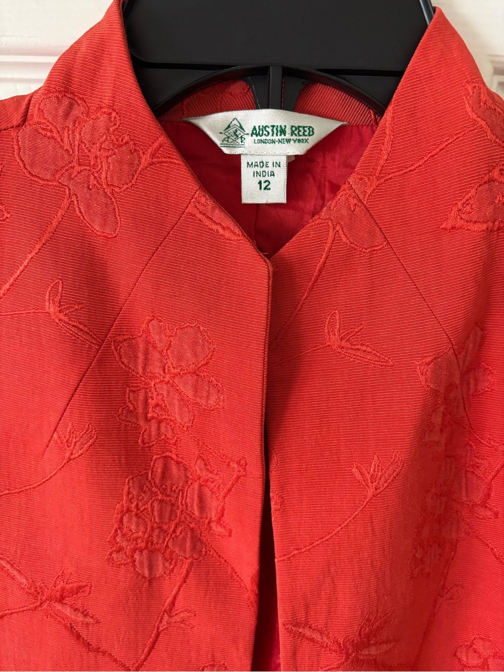 Austin Reed Red Brocade Open-Front Jacket - Picture 3 of 6